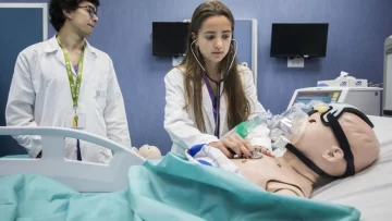 Autorizan reanudar actividades presenciales en de carreras de ciencias de la salud bonaerenses