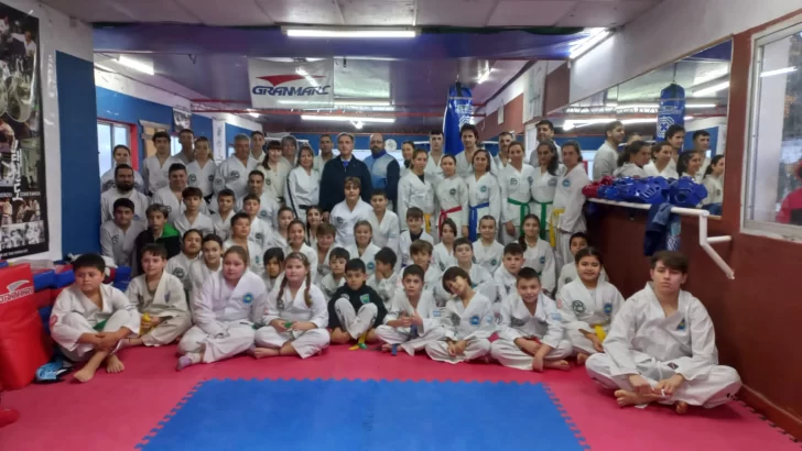 Clase especial de la Academia Correa de Taekwondo con el Master Alejandro Yapuncic