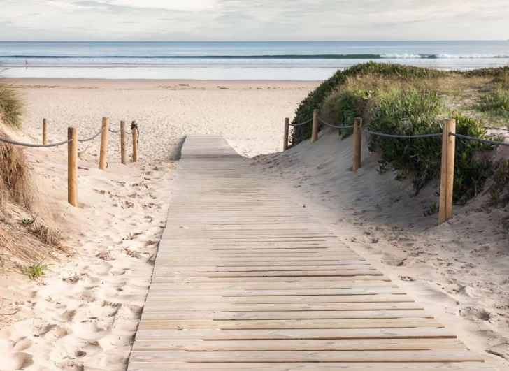 Proyectan la construcción de una pasarela en la zona del Neptuno