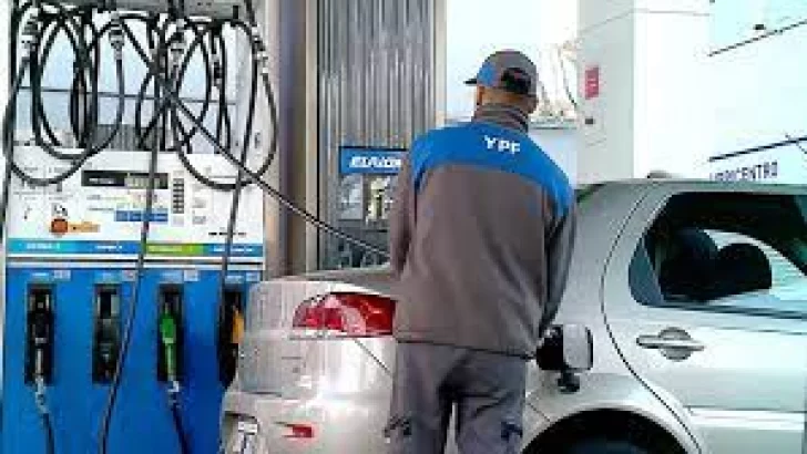 YPF también aumentó el precio del combustible