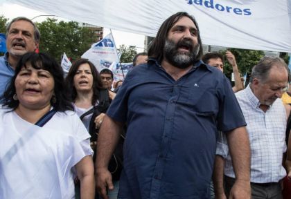 Docentes le pidieron a Kicillof que contemple la clausula gatillo para la paritaria