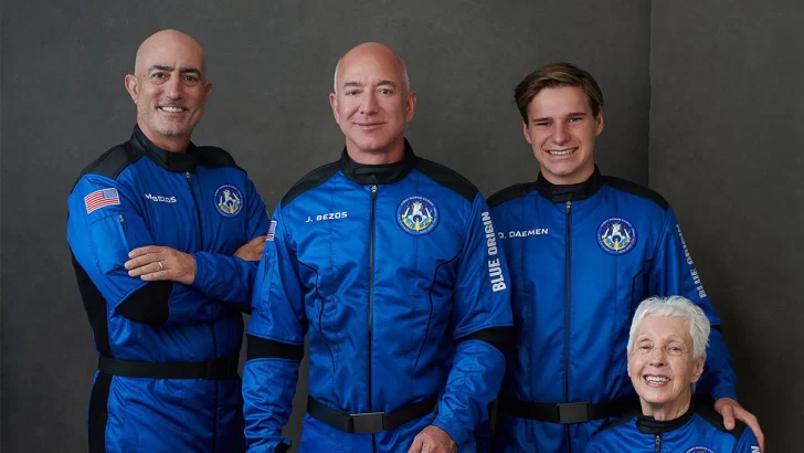 Jeff Bezos, el hombre más rico del mundo, realizó un exitoso viaje al espacio