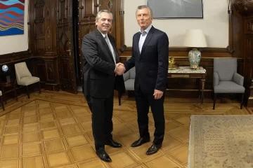Alberto Fernández se reunió durante una hora con Macri en la Casa Rosada por la transición