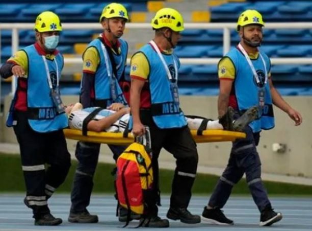 La AFA informó que Buonanotte sufrió traumatismo de columna cervical y cráneo