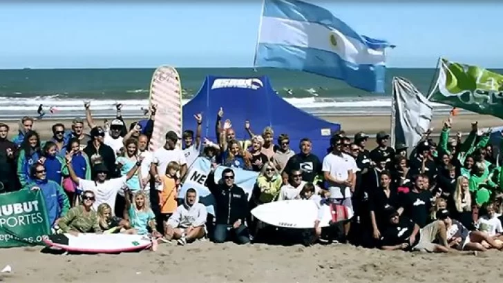 Presentaron al equipo de surf que participará del Campeonato Argentino Junior