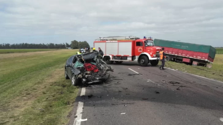 Un abogado falleció en un choque frontal en Tres Arroyos