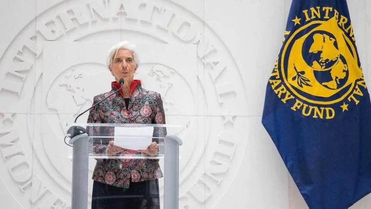 El FMI mantiene su cálculo de 30,5% de inflación para el año y advirtió que el país sigue vulnerable a los riesgos globales