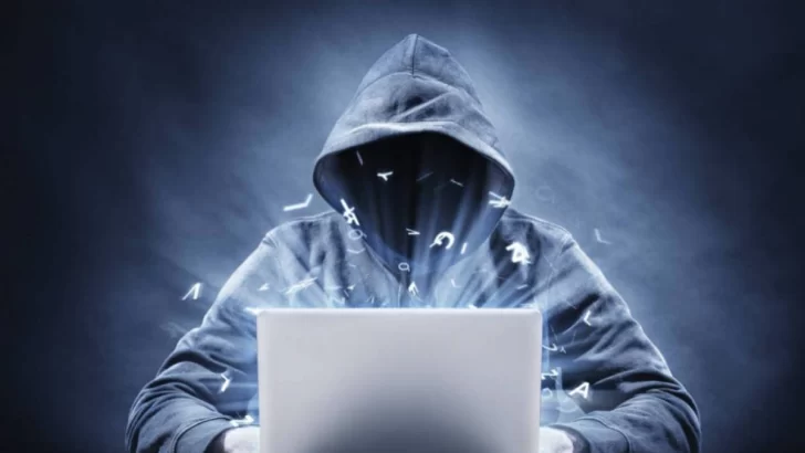 Arrestaron a un conocido hacker líder de banda de ciberdelincuentes