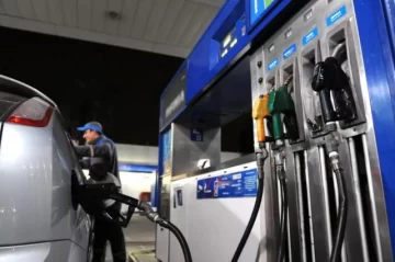 YPF se sumó a la suba de combustibles por adelantado
