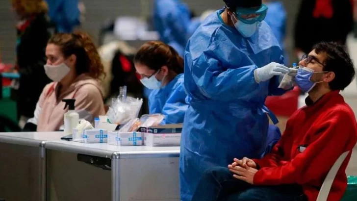 Reportan 180 muertos y 17.034 nuevos contagios de coronavirus en la Argentina