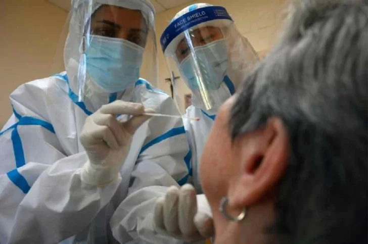 Murieron 107 personas y 5.884 fueron diagnosticadas con coronavirus en el país