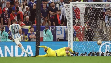 Video: golazo de Di María para el segundo de Argentina