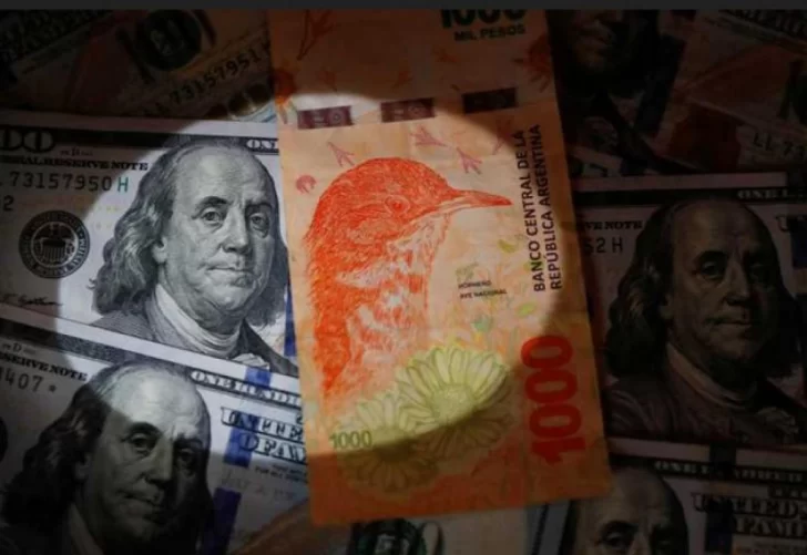 El dólar blue no tiene techo y alcanzó un nuevo récord, en otra jornada caliente