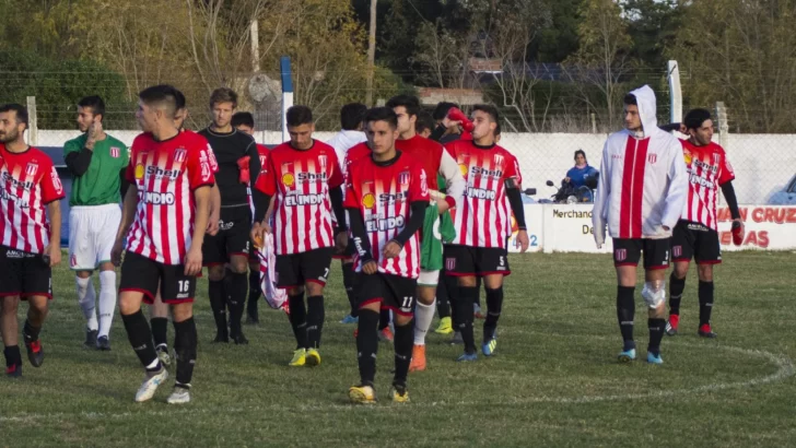 Sportivo insistió y en tiempo cumplido le arrebató los 3 puntos a Independiente (L)