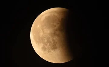 A partir de las 18 se podrá ver el eclipse de luna