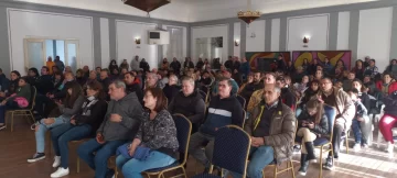 Presentaron obras de conexiones de cloacas y agua que beneficiarán a 250 familias