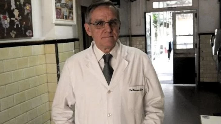 “Estamos vacunando lento”, reconoció el infectólogo asesor de Alberto Fernández