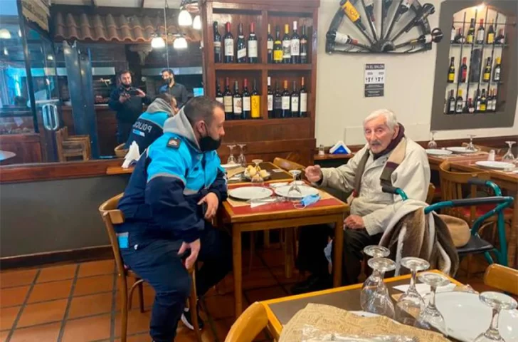 Abuelo 99 años desaparece en Balcarce. Lo encuentran almorzando en un restaurante de Mar del Plata