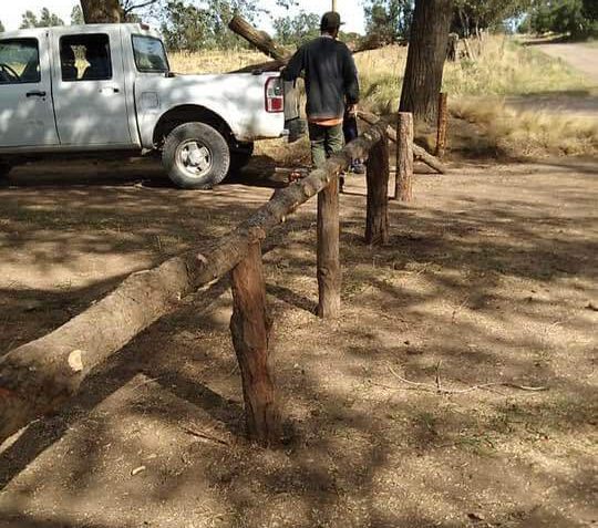 Colocan palos en la plazoleta de avenida 58 para evitar la circulación vehicular