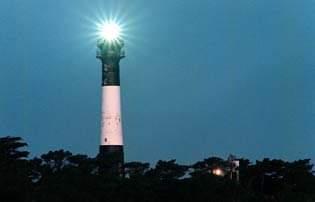 Desde el faro de Quequén, radioaficionados participarán del “Fin de Semana de los Faros Americanos”