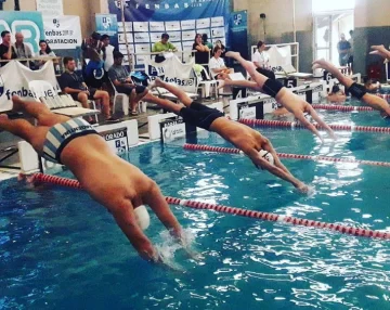 Los Promocionales del Club Huracán en el Provincial de natación
