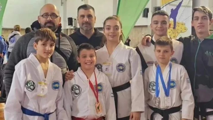 Tres campeones metropolitanos y  podios para la Academia Correa de Taekwondo