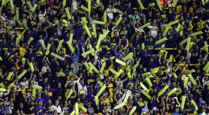 Murió un hincha en pleno partido en la Bombonera y Boca suspendió los festejos