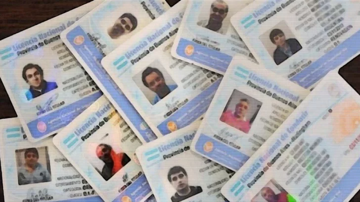 Las licencias de conducir serán entregadas el mismo día de su tramitación