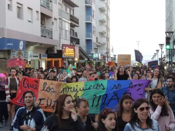 Preparan encuentro transfeminista de mujeres y disidencias de Necochea, territorio plurinaciona