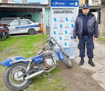 Encuentran en un taller una moto que había sido robada en un asalto a mano armada