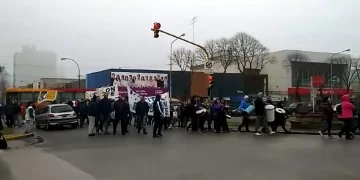 Ruidosa protesta de trabajadores municipales