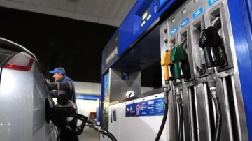 El aumento de los combustibles que se aplicará desde el jueves será de entre 5% y 6%