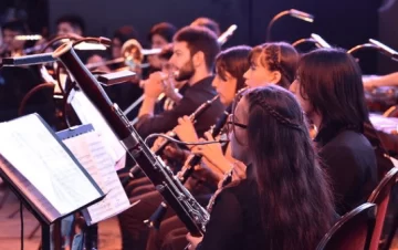 Convocan a docentes de técnica vocal