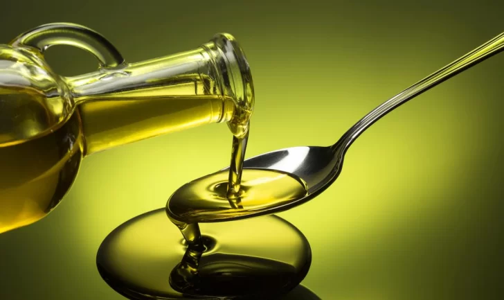 La Anmat prohibió la venta de un aceite de oliva “trucho” que imita a una reconocida marca