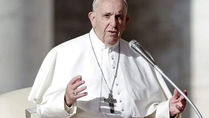 “Tengo ganas de ir a Argentina pero lo veo un poco difícil para 2020”, dijo el papa