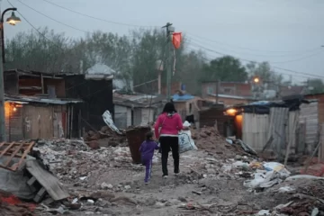 Para la UCA, la pobreza en Argentina superó el 40% y alcanza a 16 millones de personas