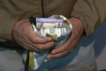 Cuento del tío: roban importante cantidad de dólares a un comerciante loberense