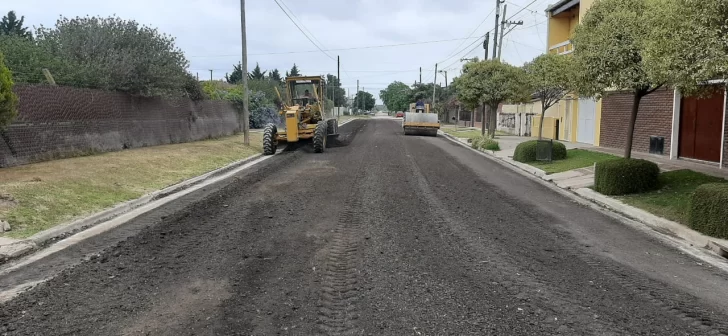 Mejoran calles de tierra en Barrio Sur