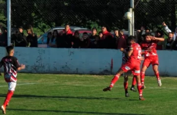 Juegan Villa Díaz Vélez y Sportivo por una de las semifinales