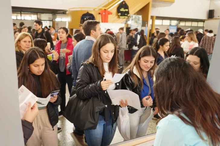 Asumieron los nuevos consejeros escolares