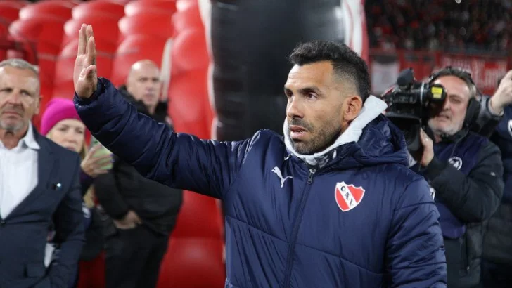 En el debut de Tevez en el banco, Independiente obtuvo un triunfo vital ante Vélez