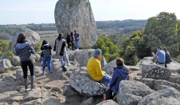 Vacaciones de invierno 2025: cayeron los viajes y el gasto de turistas por el país