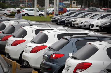 Nuevo impuesto a los autos que propone el Gobierno presionará sobre los precios