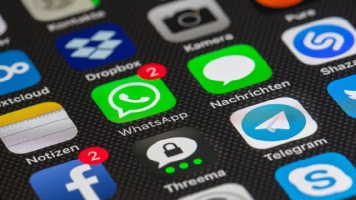 WhatsApp e Instagram se cayeron por media hora