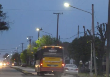 Nuevas luminarias en avenida 75