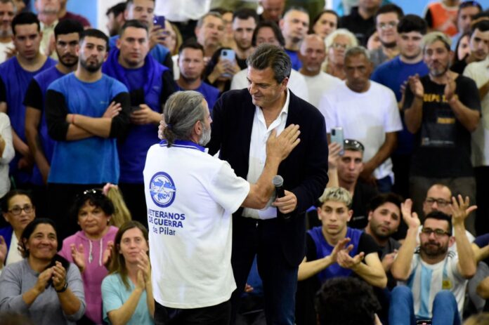 “El domingo decidimos si amamos nuestra bandera o no”