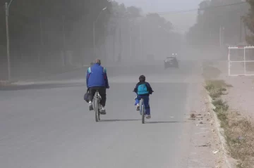 Rige una alerta por vientos fuertes para la tarde de este jueves