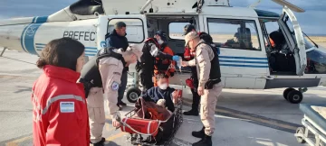 Prefectura aeroevacuó de urgencia a un necochense tripulante de un pesquero