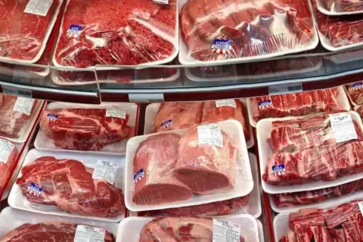 Aprehendido por robar carne de un supermercado