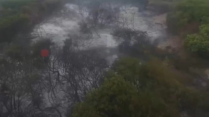 Impactantes imágenes del incendio que se registró en Quequén